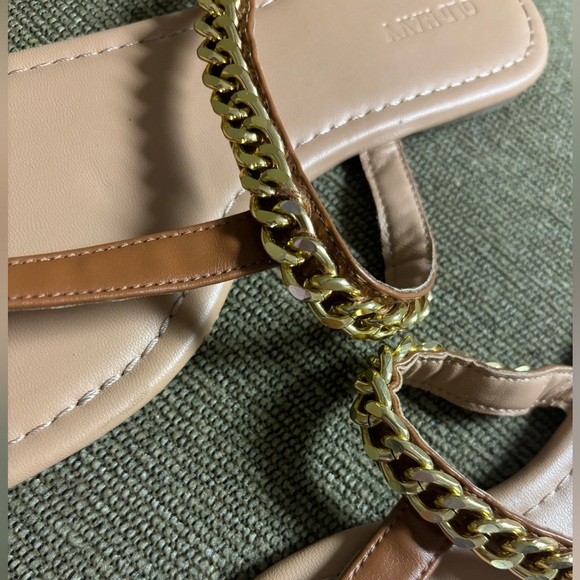 Old Navy Sandals - Picture 2 of 7